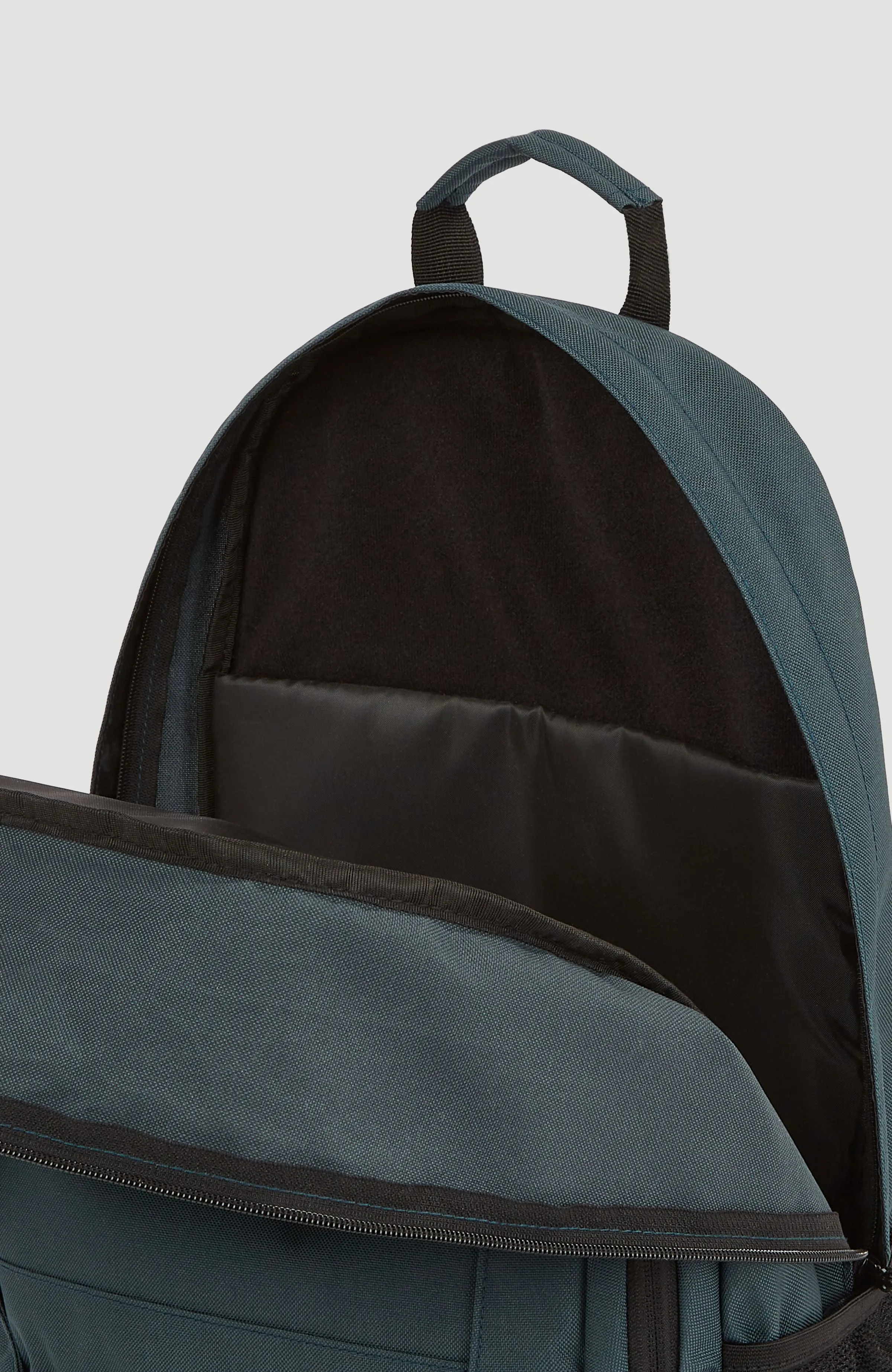 Boarder Backpack | Alma Steel