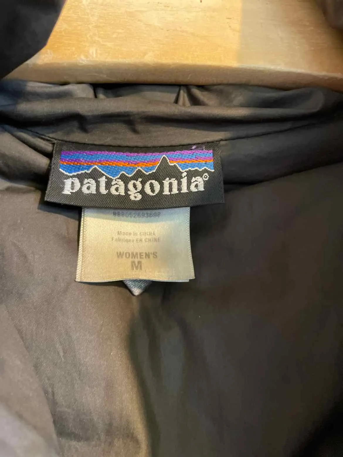 Women Size Medium Patagonia Grey Women's Winter Jacket